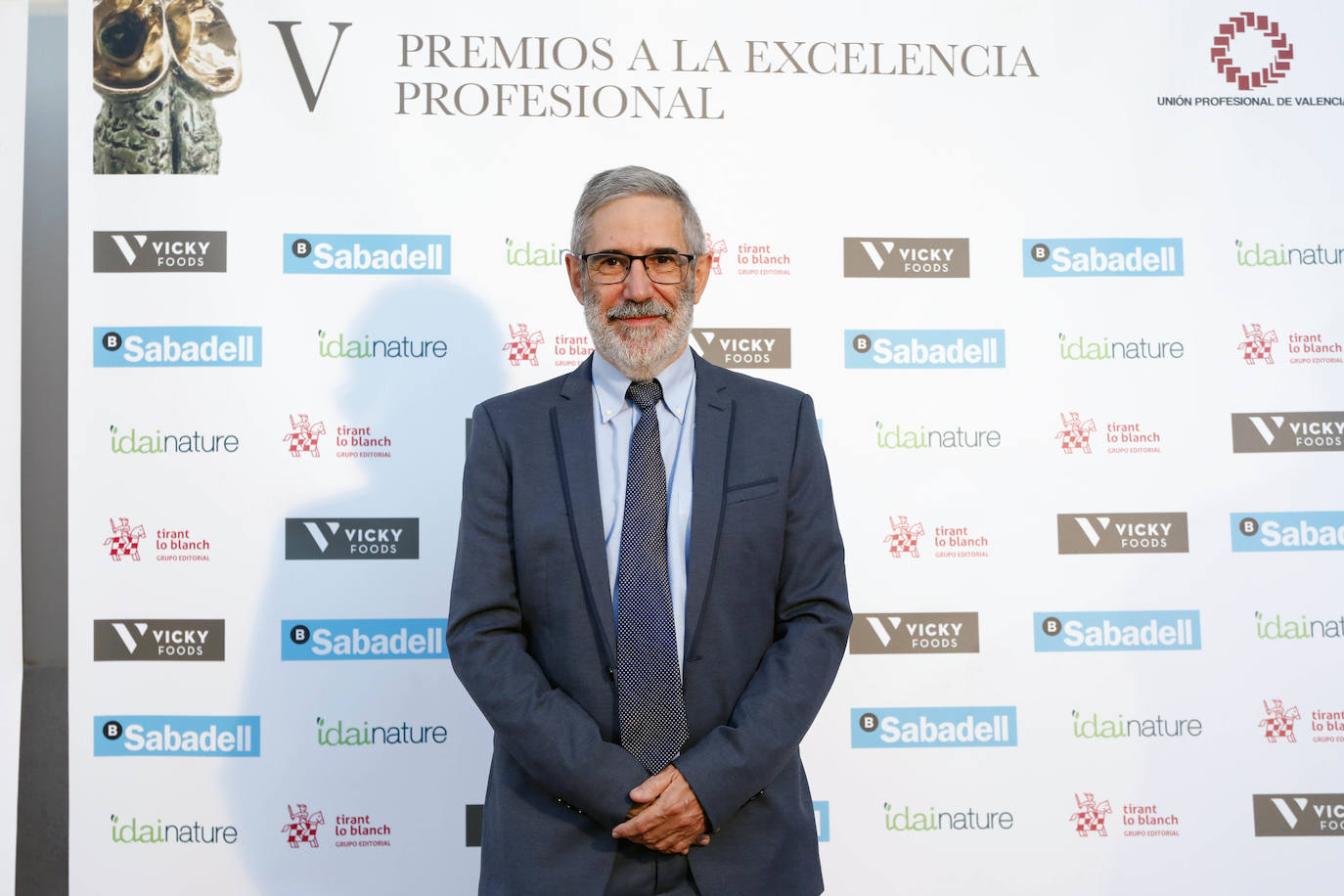 En la categoría de Formación y Empleo, ha recogido el reconocimiento el director de Florida Universitaria, Enrique García; en la categoría de Internacionalización ha subido al escenario el presidente de Valenciaport, Aurelio Martínez; en la categoría de Igualdad y RSC, José Luis Guinot, presidente de Viktor E. Frankl, ha recibido el premio; y, por último, la categoría de Innovación e Investigación se entrego al doctor Cristobal Zaragozá, en representación de Grupo de innovación e investigación en Cirugía Robótica de la CV.