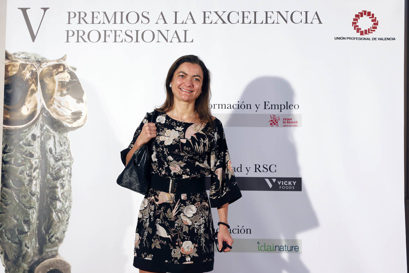 Este reconocimiento contribuye a esa defensa del buen hacer, de la ética profesional, que se persigue desde nuestros colegios profesionales", ha afirmado la presidenta. Asimismo, ha dado la enhorabuena a los premiados, quienes sin duda "merecéis este Premio por todo lo que representa y que vosotros reunís: la Excelencia Profesional", ha finalizado Borja.