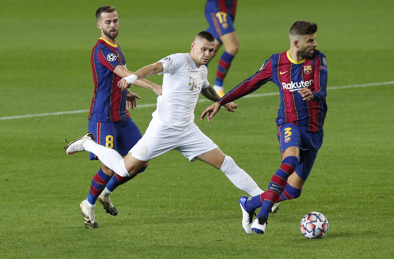 Fotos: Las mejores imágenes del Barcelona-Ferencvaros