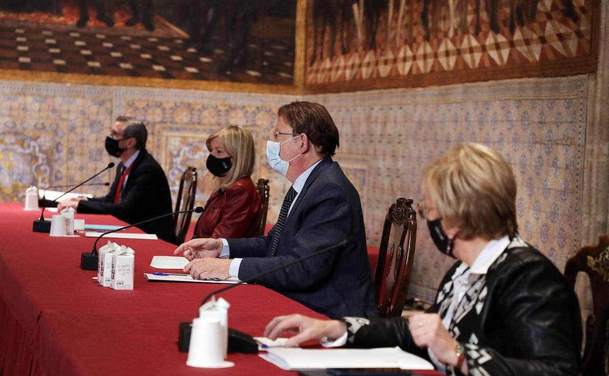 Puig, durante la reunión del Centro de Coordinación Operativa Integrada (Cecopi). 