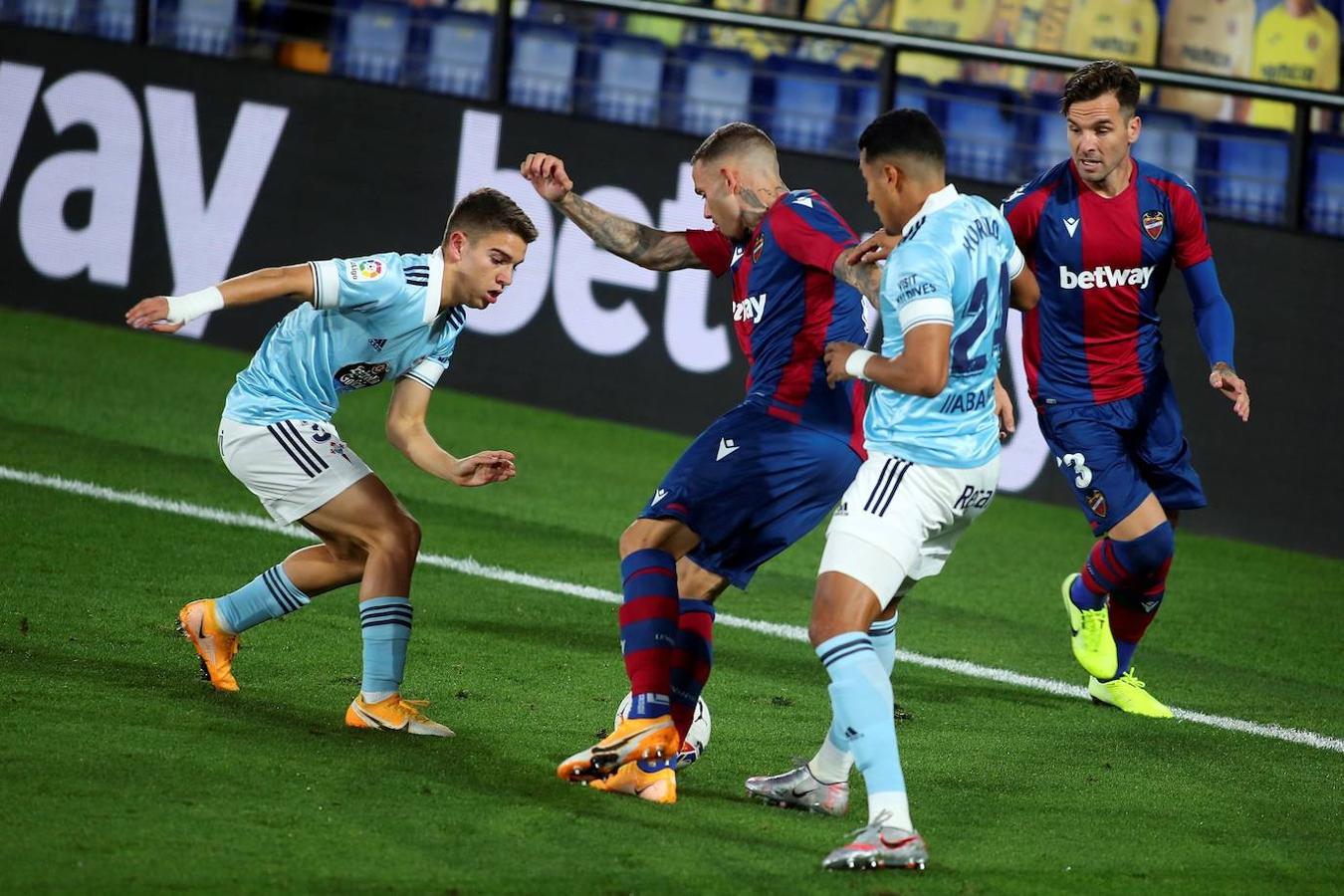 Fotos: Las mejores imágenes del Levante UD-RC Celta