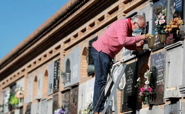El Ayuntamiento de Valencia no descarta cerrar los cementerios este fin de semana