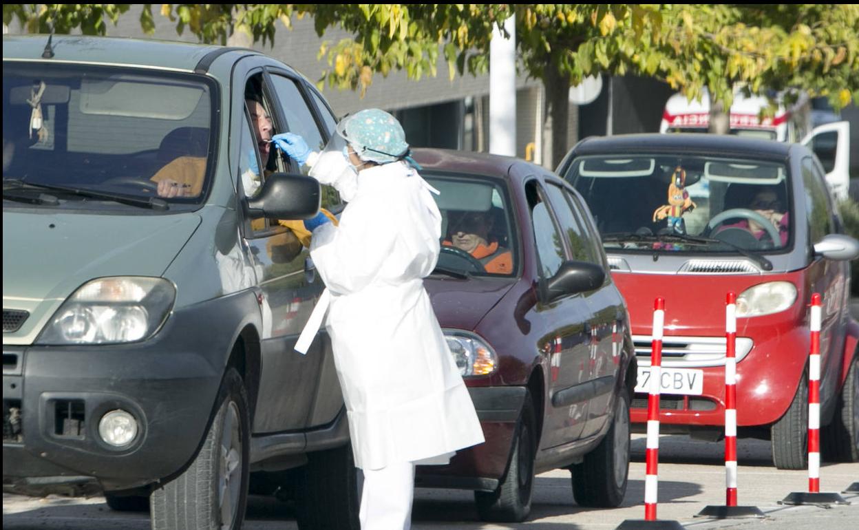 Pruebas PCR en el h ospital de Lliria. 