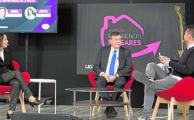 Los doctores Amparo González y Rafael Gimeno.