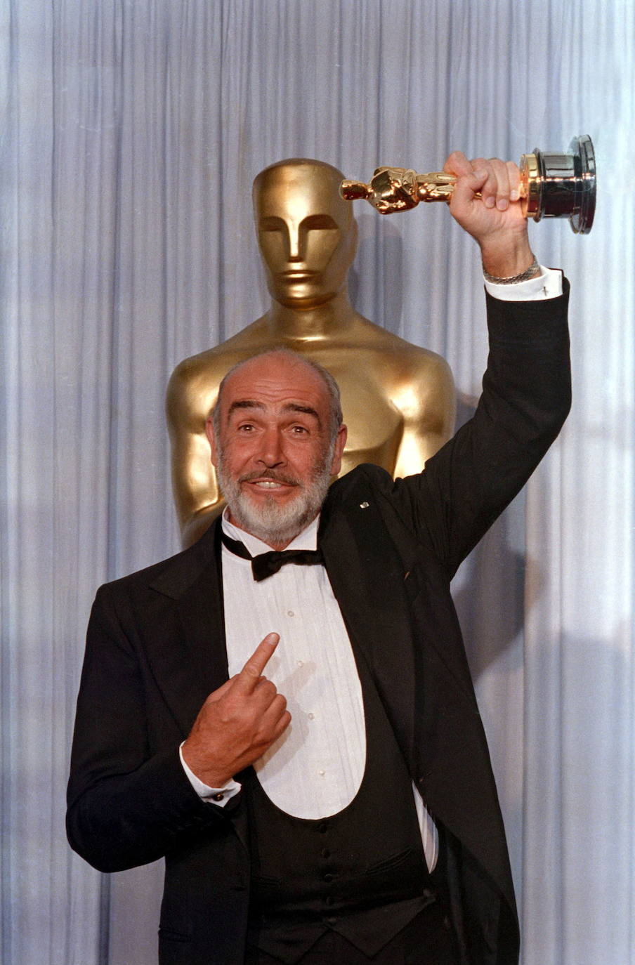 Sean Connery ganó un Oscar por su interpretación de un veterano policía en 'Los Intocables de Eliot Ness'.