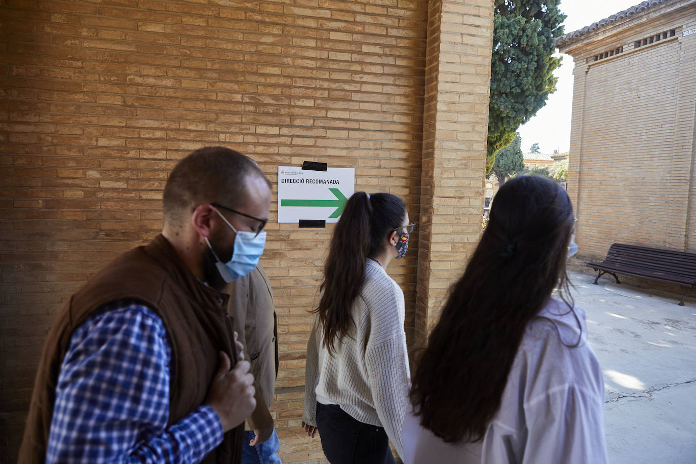 Fotos: Fotos del día de Todos los Santos en los cementerios de Valencia