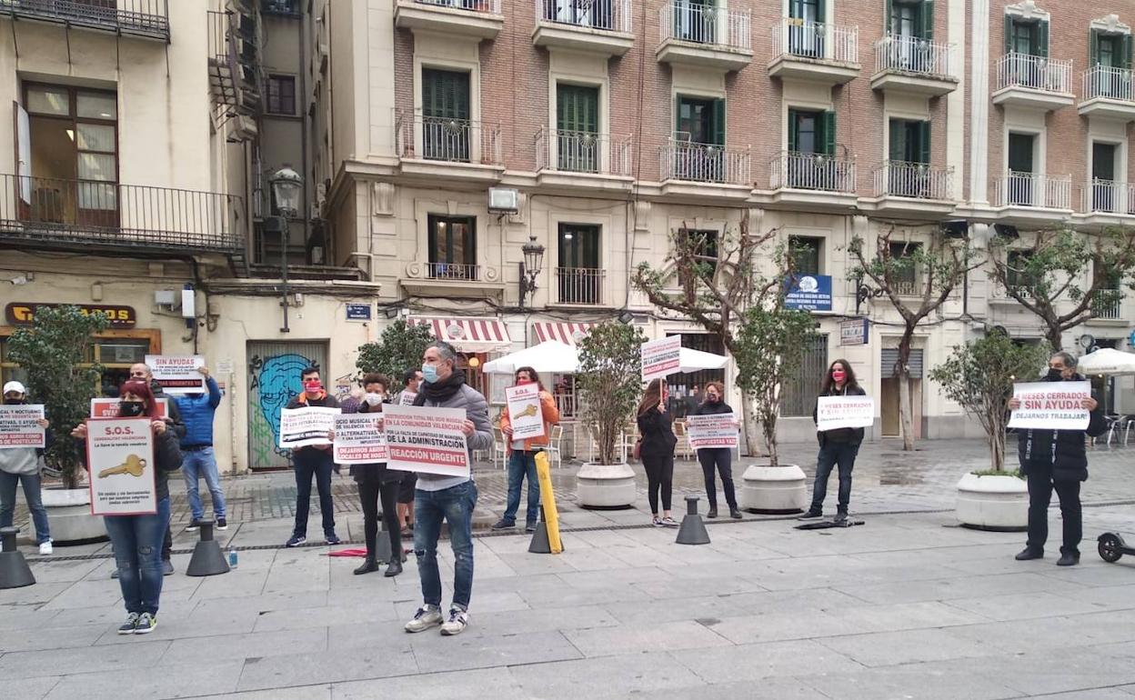 Un momento de la protesta de esta mañana.