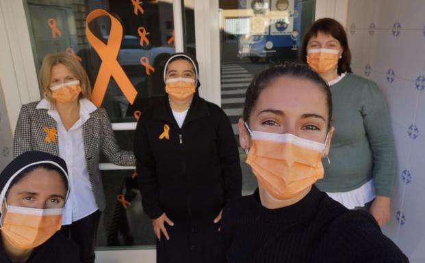 Galería. Protesta contra la ley Celaá en un colegio valenciano. 