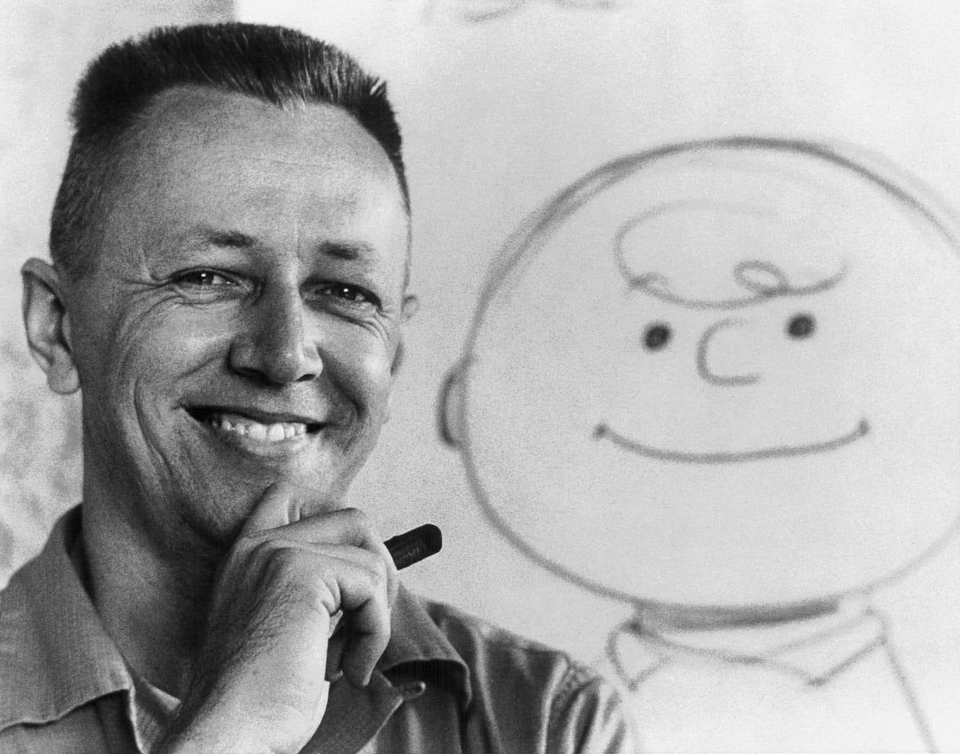 3.- Charles Schulz – 32,5 millones de dólares | Dibujante. Murió el 12 de febrero de 2000, a los 77 años. Motivo: Cáncer