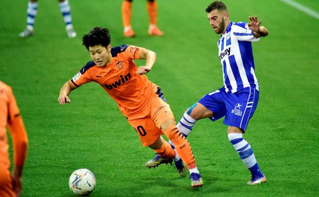 El Valencia pasa de tirar el partido a rozar el éxito