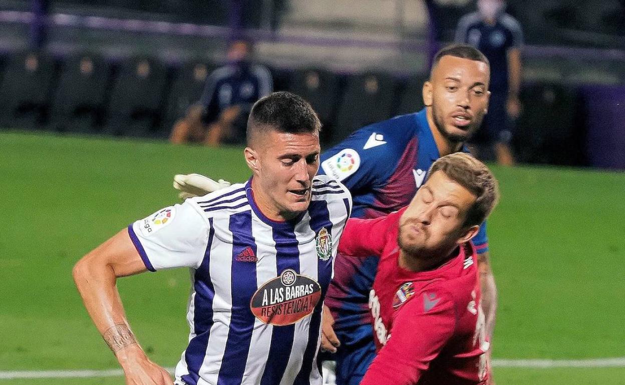 Aitor Fernández, baja en el Levante ante el Valladolid