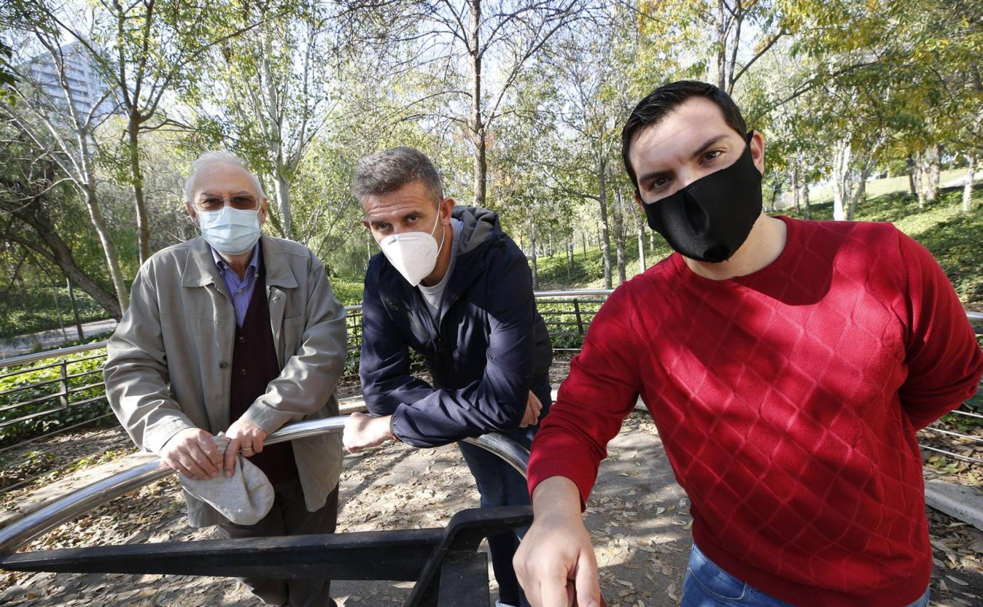 Supervivientes. Antonio, Andrés y Carlos, tres pacientes salvados gracias a los cuidados intensivos.