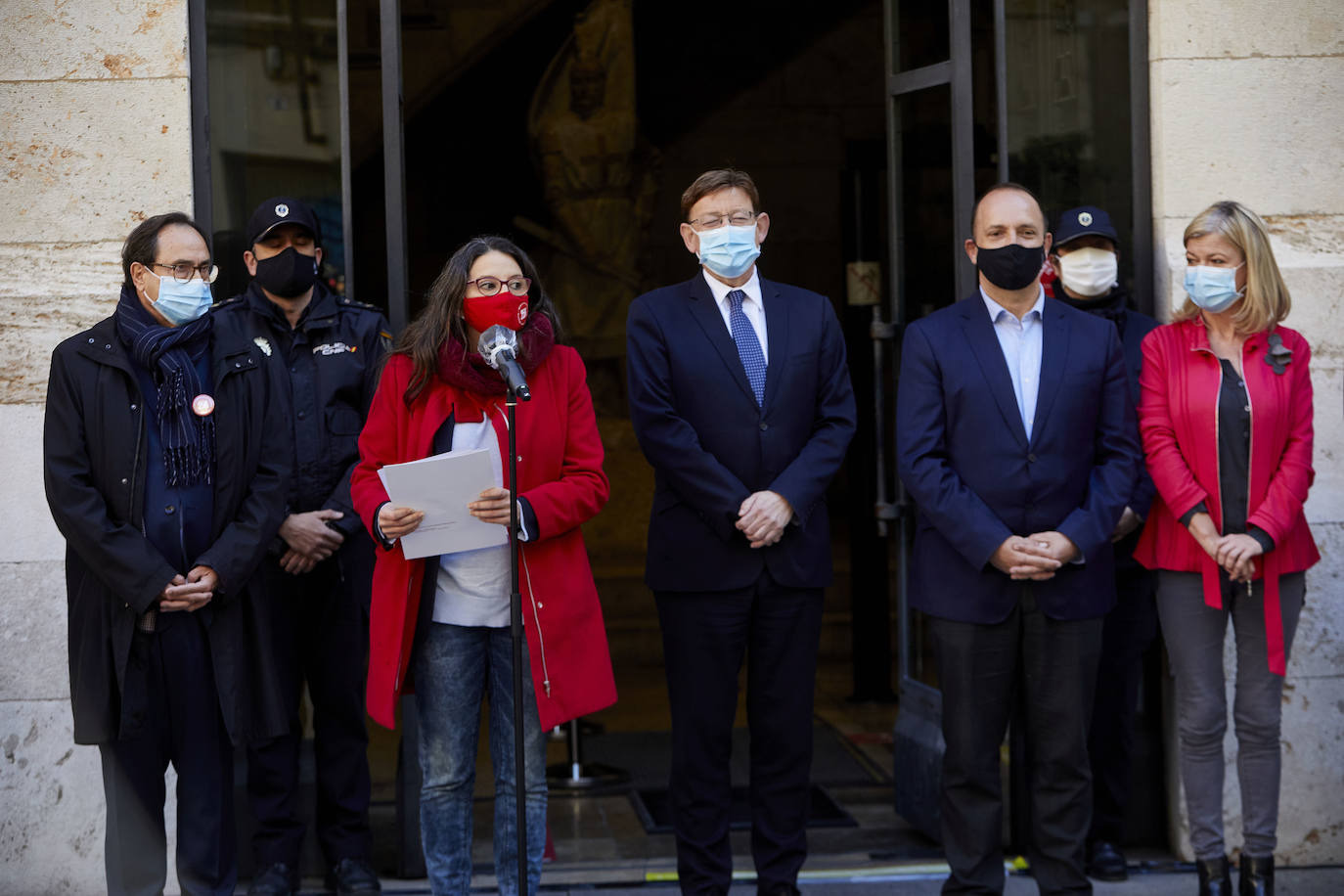 Fotos: Concentración en Valencia por el Día Internacional de la Eliminación de la Violencia contra la Mujer 2020