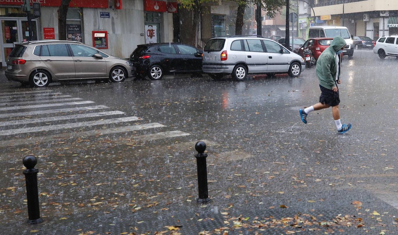 Fuerte tromba de agua en la ciudad de Valencia.