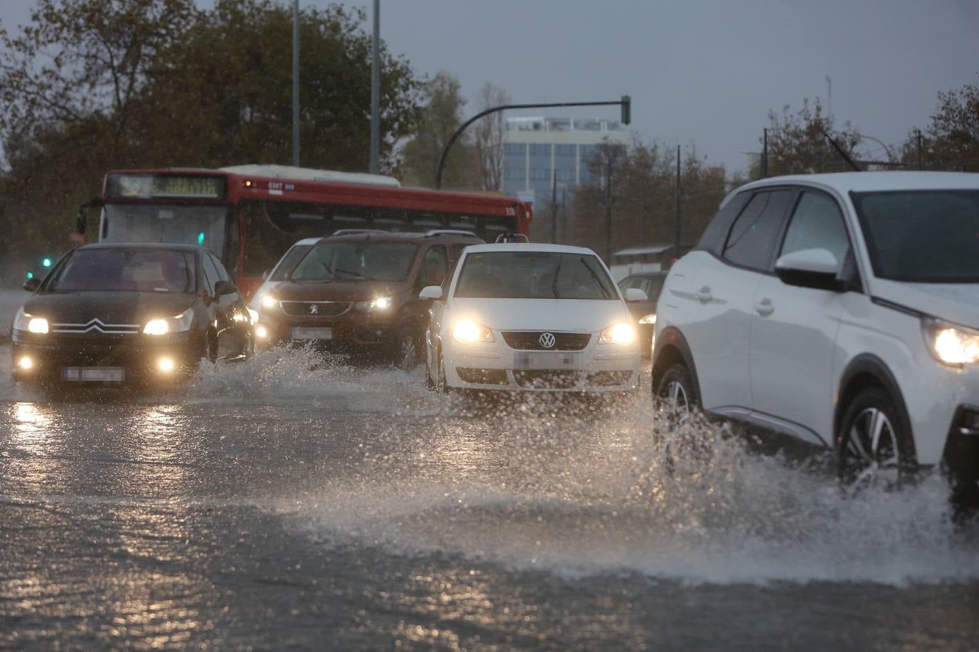 Fuerte tromba de agua en la ciudad de Valencia.