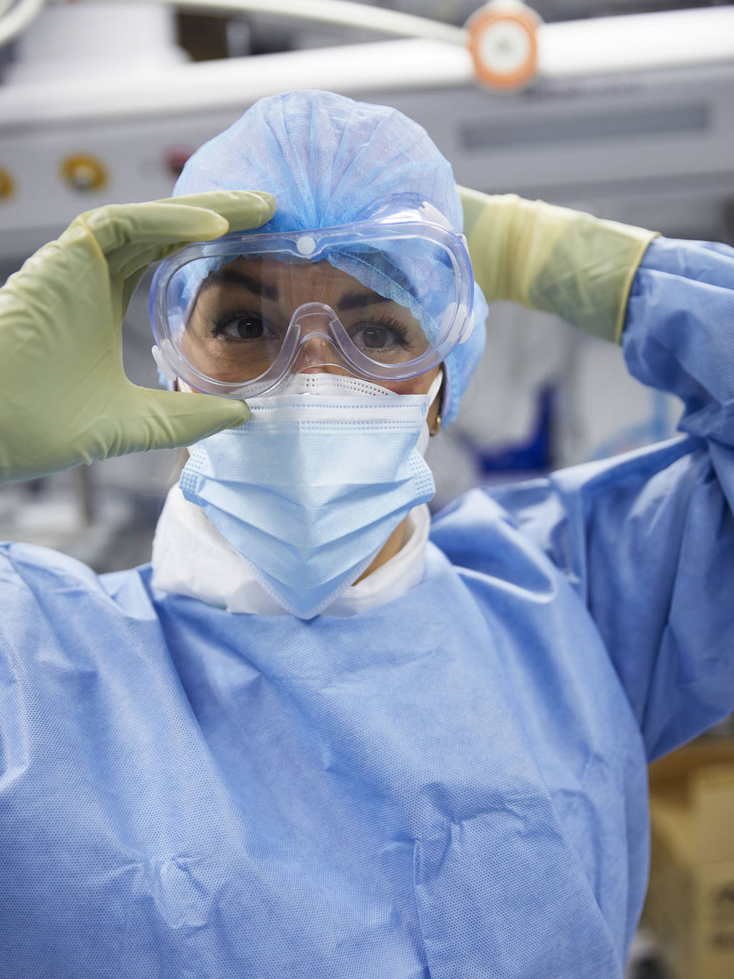 Así se trabaja en el Hospital Arnau de Vilanova de Valencia durante la segunda ola del coronavirus.