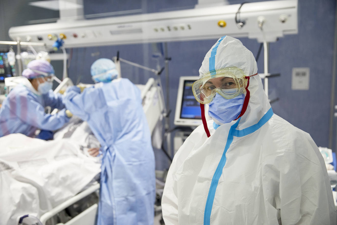 Así se trabaja en el Hospital Arnau de Vilanova de Valencia durante la segunda ola del coronavirus.