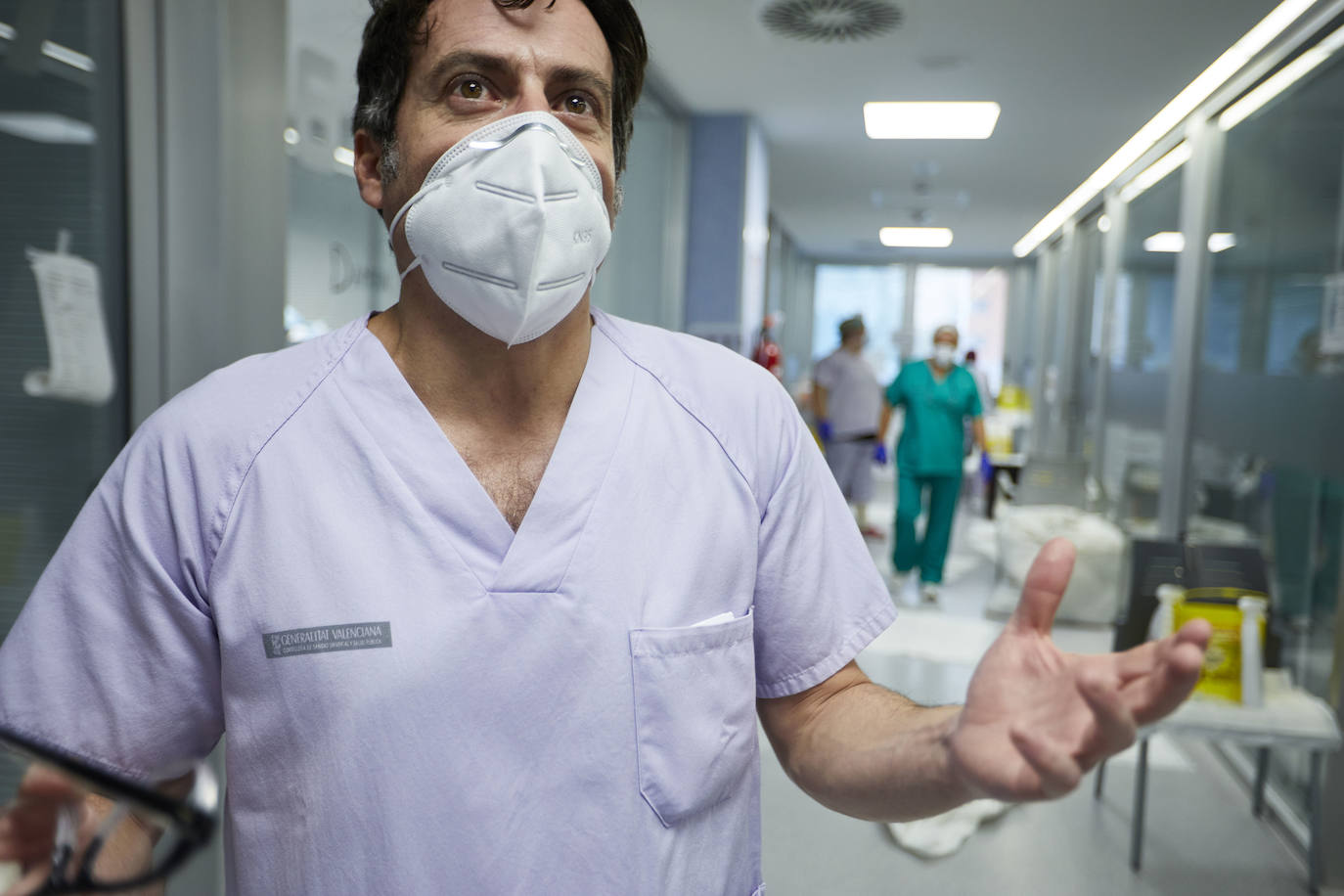 Así se trabaja en el Hospital Arnau de Vilanova de Valencia durante la segunda ola del coronavirus.