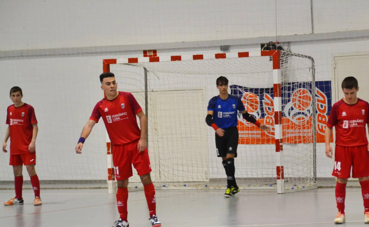 Uno de los conjuntos del Paidos jugando en el pabellón Joan Fuster.
