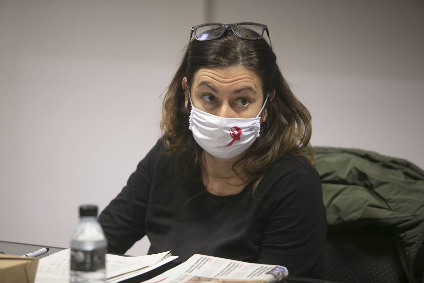 En conmemoración del Día Internacional de las Personas con Discapacidad LAS PROVINCIAS y Caixa Popular convocaron una mesa de expertos en la que participaron Elena Albert, directora general de Diversidad Funcional; Enrique Llin, presidente del Consejo Territorial de la ONCE en la Comunitat Valenciana; Miguel Montagut, director de Zona de Caixa Popular; Albert Marí, tesorero de COCEMFE Valencia; y María Escrivà, gerente de Impremta La Plaça, empresa pionera en integración.