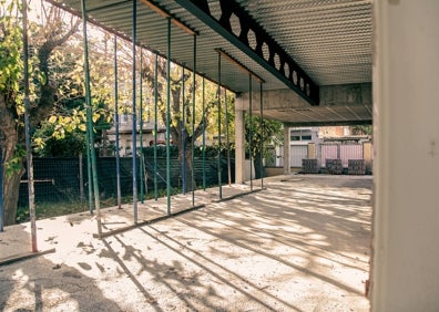 Imagen secundaria 1 - Las obras abandonadas en el recinto escolar. 