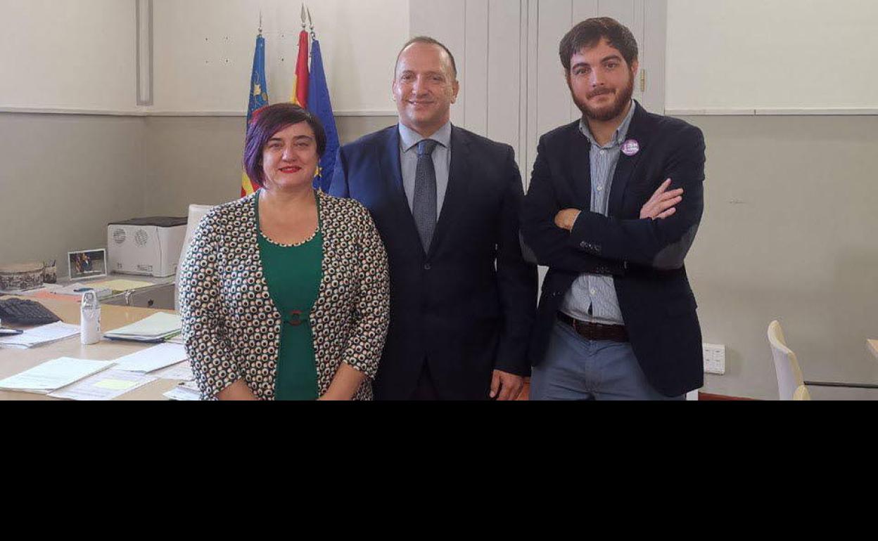 Dalmau, con directivos de la Evha