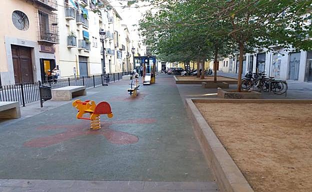 Parque de las calles Hospital y Vinatea, en Ciutat Vella. 