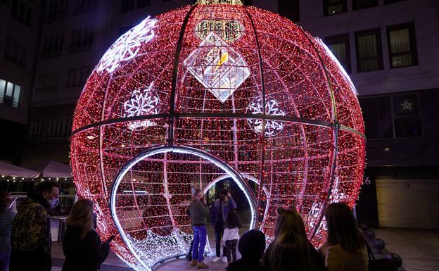 El ambiente navideño ha llegado a la ciudad.