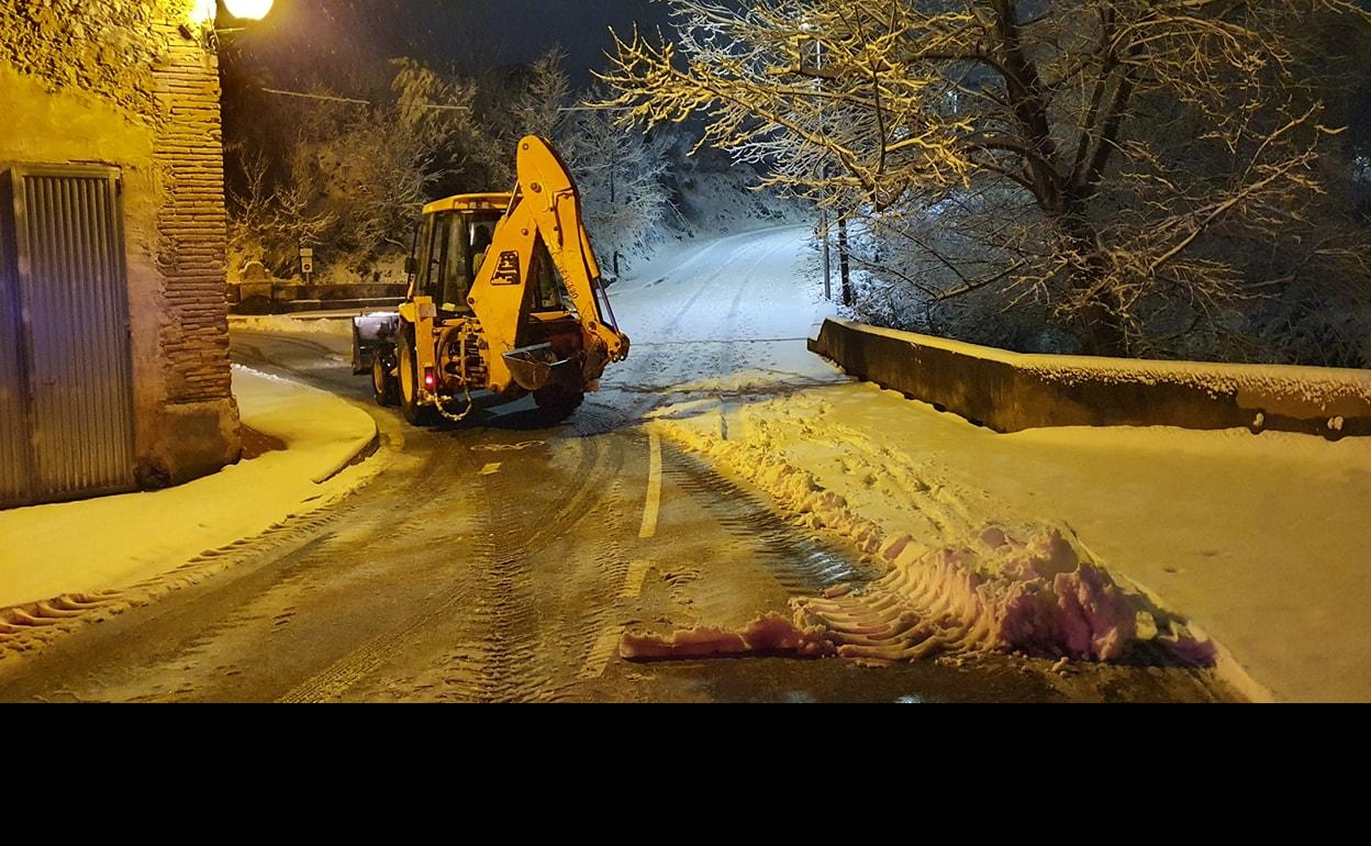 La nieve ha llegado a localidades como Bocairent. 