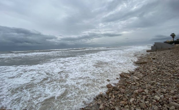 Imagen principal - Estampas de la playa de La Goleta de Tavernes, del Arenal de Xàbia y del litoral de Benicarló. 