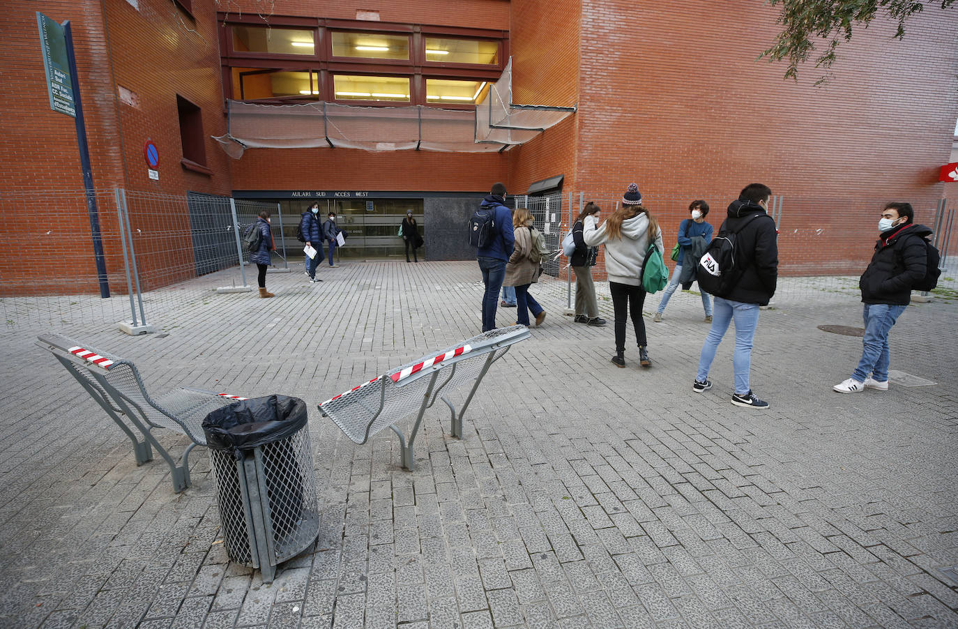 Empiezan los exámenes presenciales en la Universitat de València