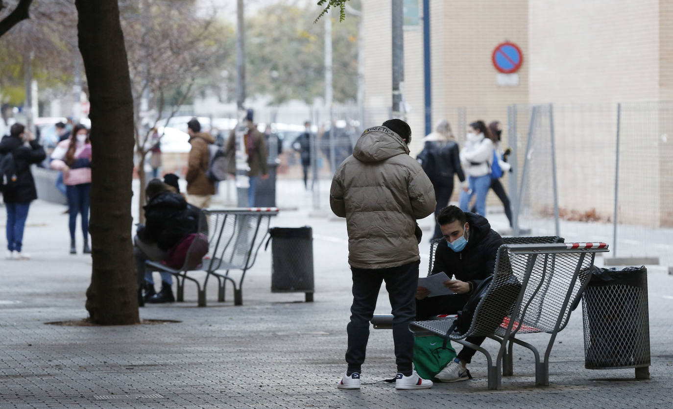 Empiezan los exámenes presenciales en la Universitat de València