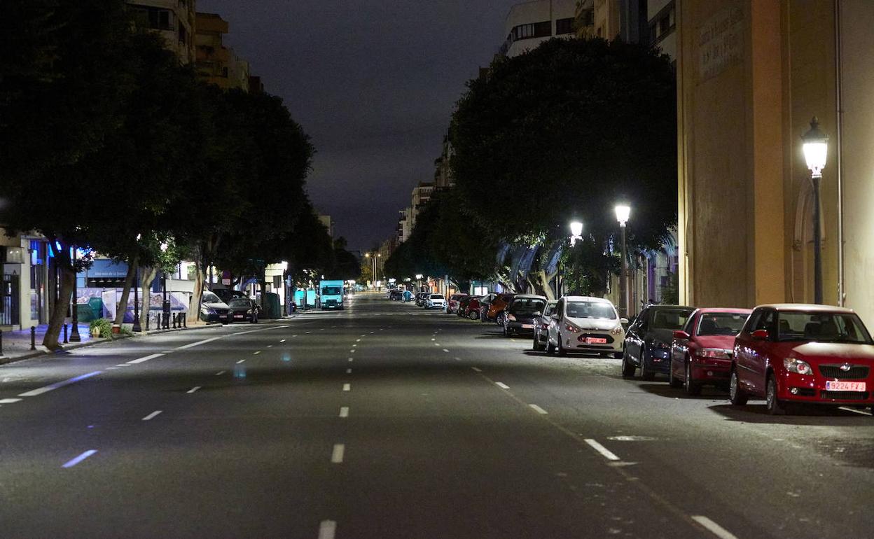 La calle San Vicente, después del toque de queda