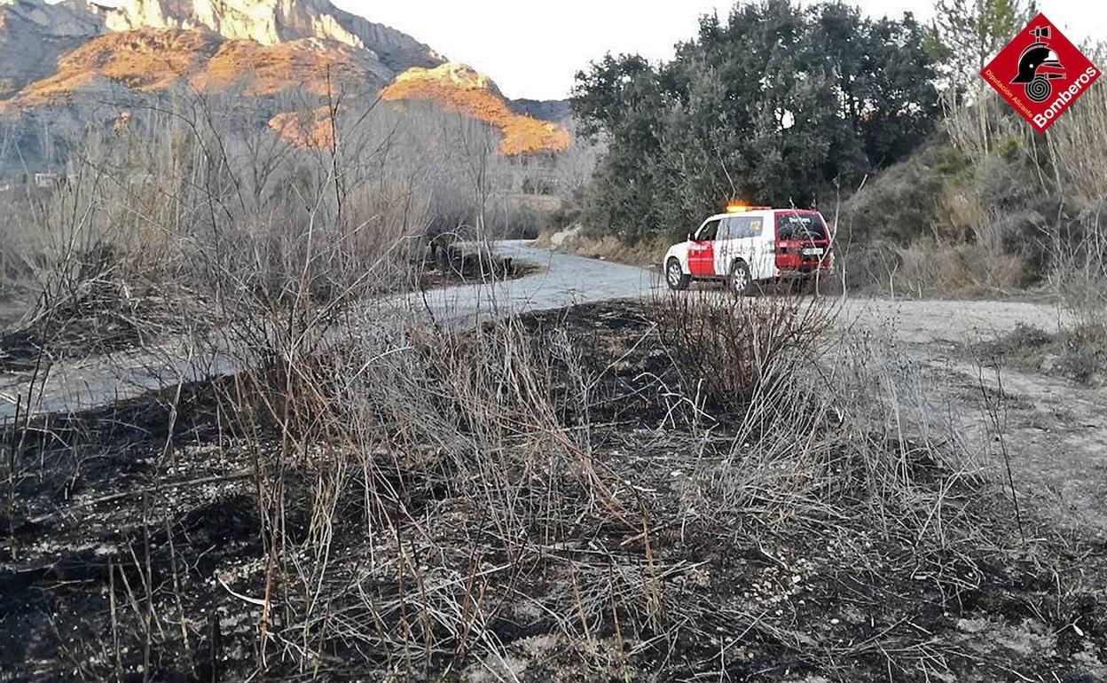 Los bomberos localizaron a los jóvenes, que se encontraban en buen estado. 