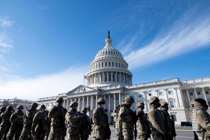 El Capitolio, tomado por los miembros de la Guardia Nacional.