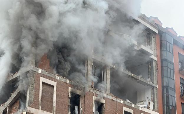 El edificio, poco después de la explosión.