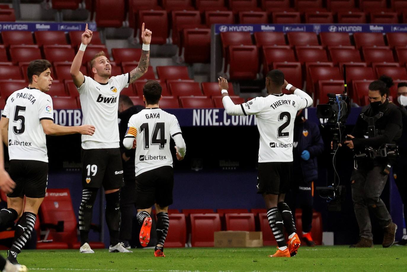 Partido bronco en el Wanda Metropolitano.