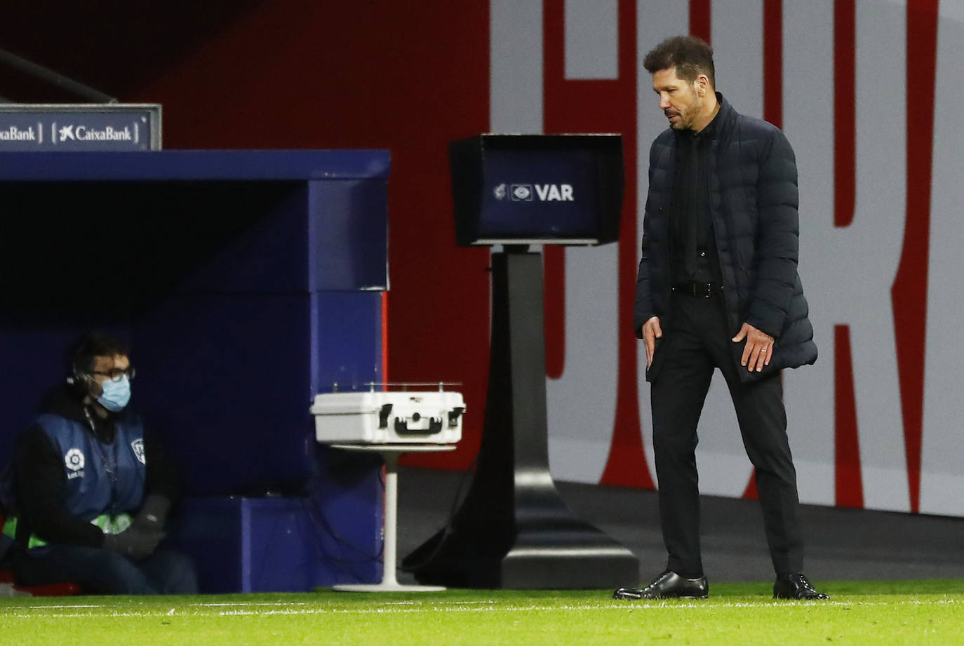 Partido bronco en el Wanda Metropolitano.