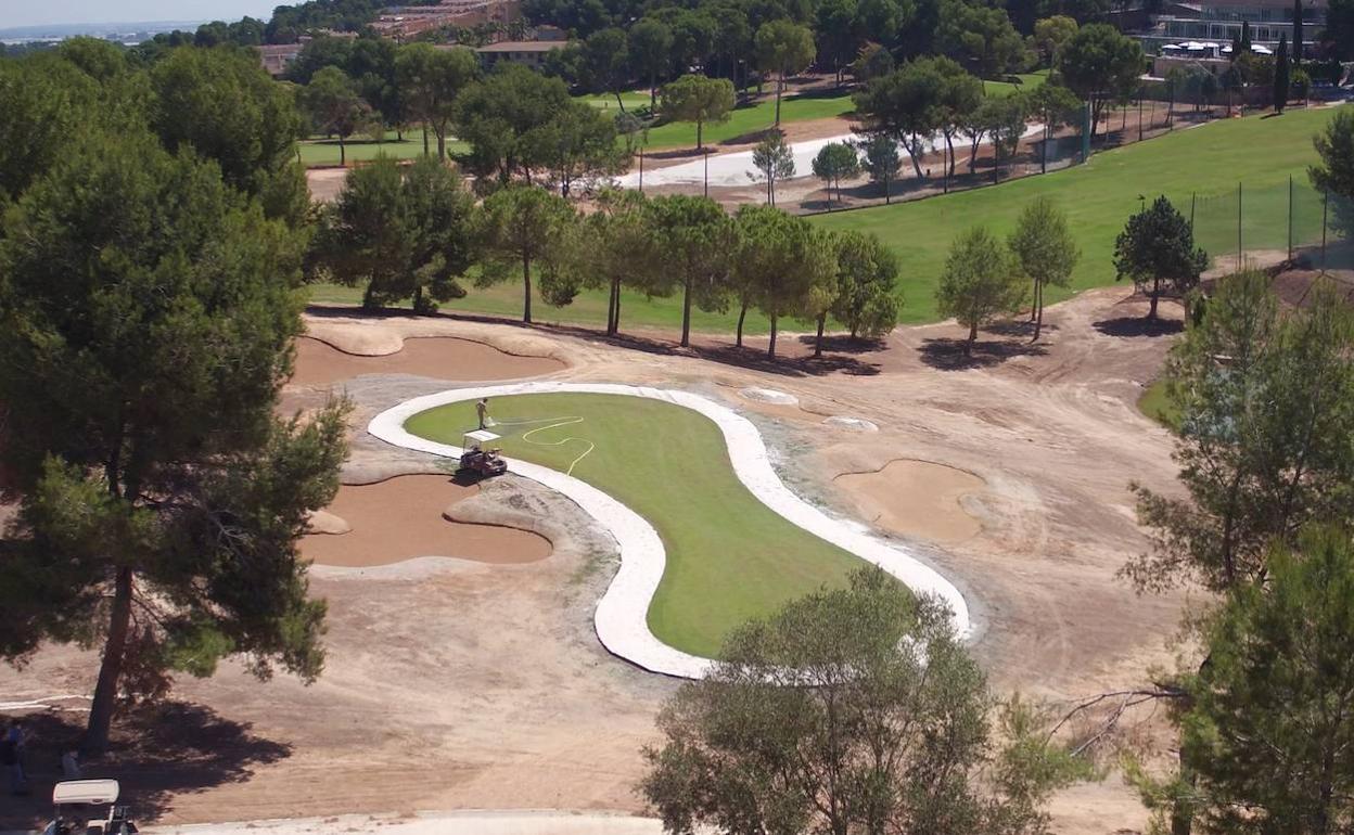 El Club de Golf El Bosque arranca la fase final de las obras de reforma del campo