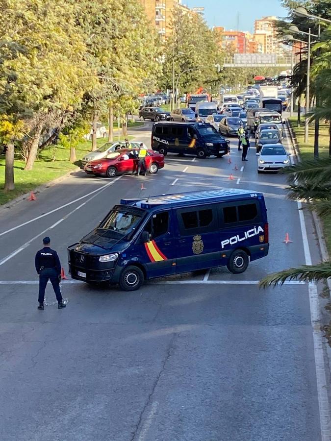 Fotos: Atascos en Valencia antes del cierre perimetral de la ciudad