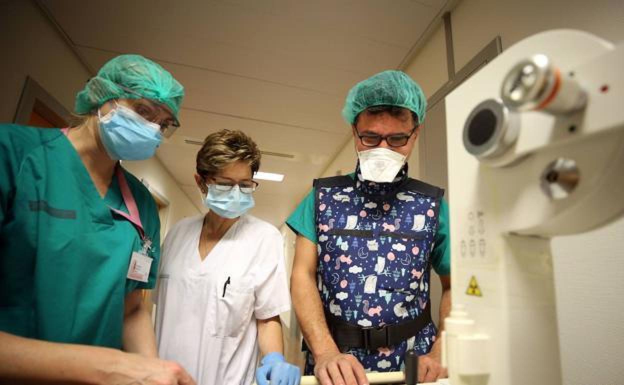 Sanitarios en un hospital valenciano.