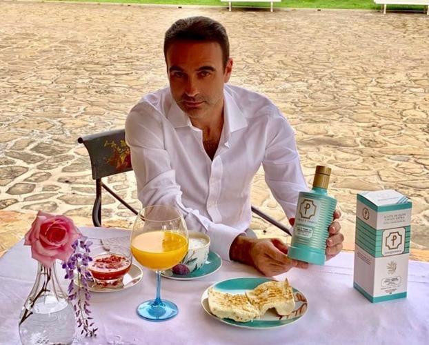 La finca que complica el divorcio de Enrique Ponce y Paloma Cuevas