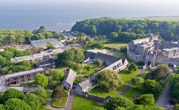 Así es el Atlantic College, el castillo en el que estudiará la princesa Leonor en Gales