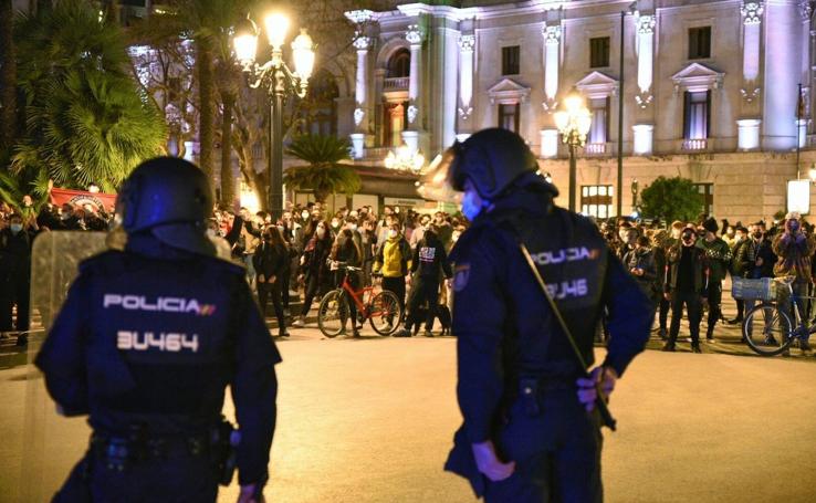 Una concentración en Valencia a favor del rapero Hasel acaba en enfrentamiento con la Policía