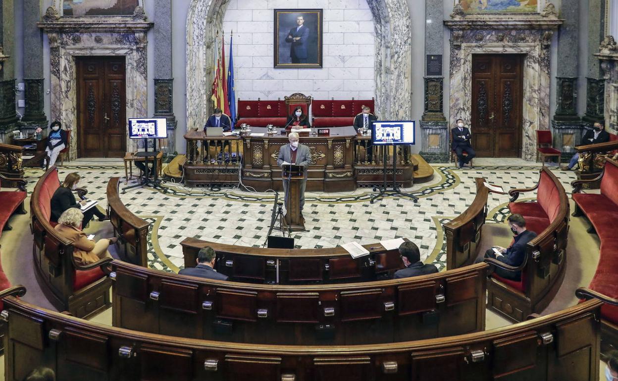 Sesión plenaria en el Ayuntamiento de Valencia. 