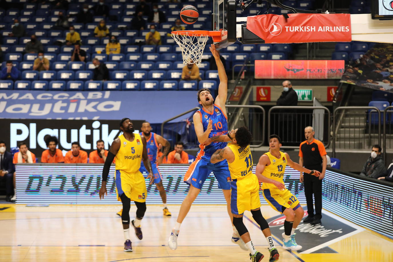 Fotos: Las mejores imágenes del Maccabi Tel Aviv-Valencia Basket