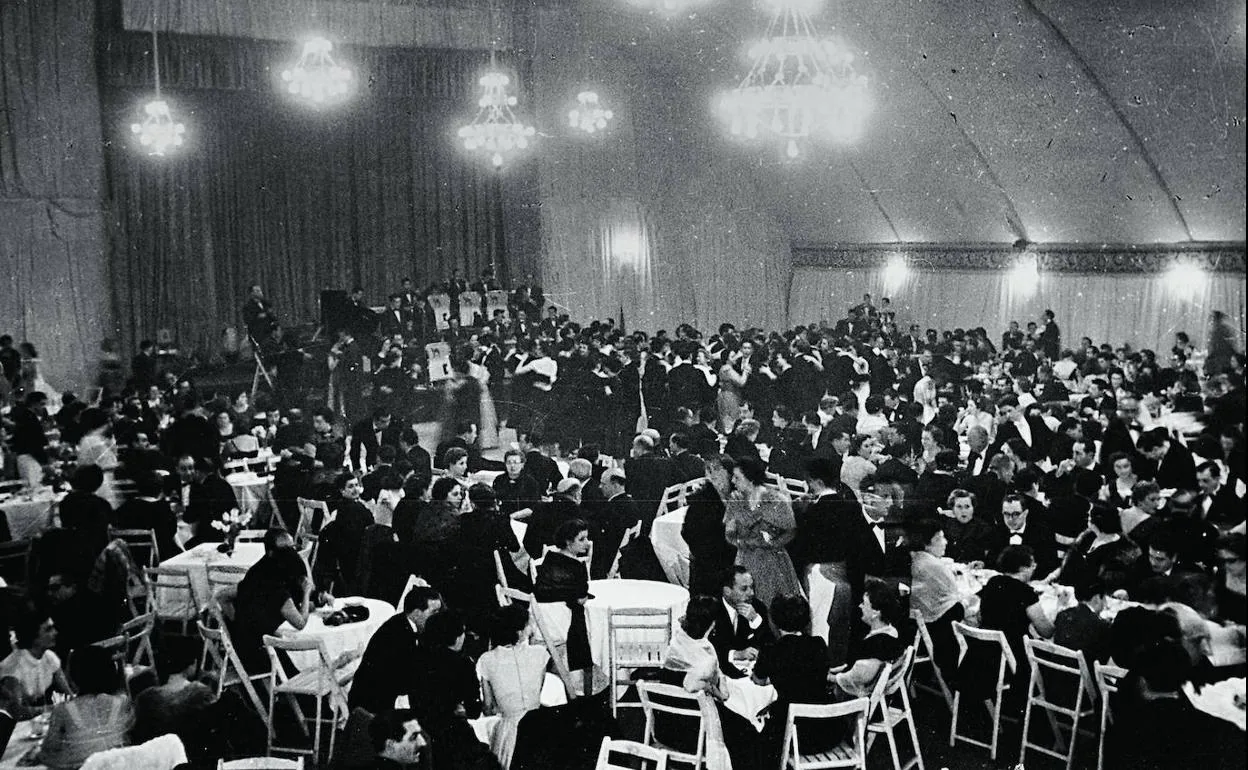 Las cenas de gala del parador So Nelo tuvieron sus años gloriosos entre 1955 y 1964. 