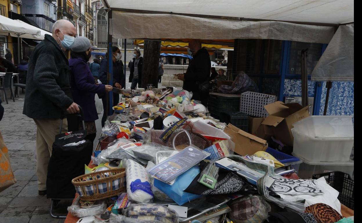 Los mercadillos han vuelto a las calles de Valencia
