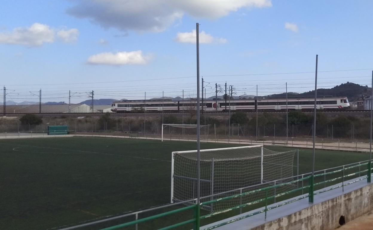 Estadio Paquito Coloma hasta donde llegará el carril bici para unir con la vía verde.