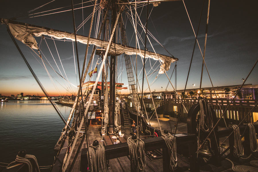 dentro de un galeón